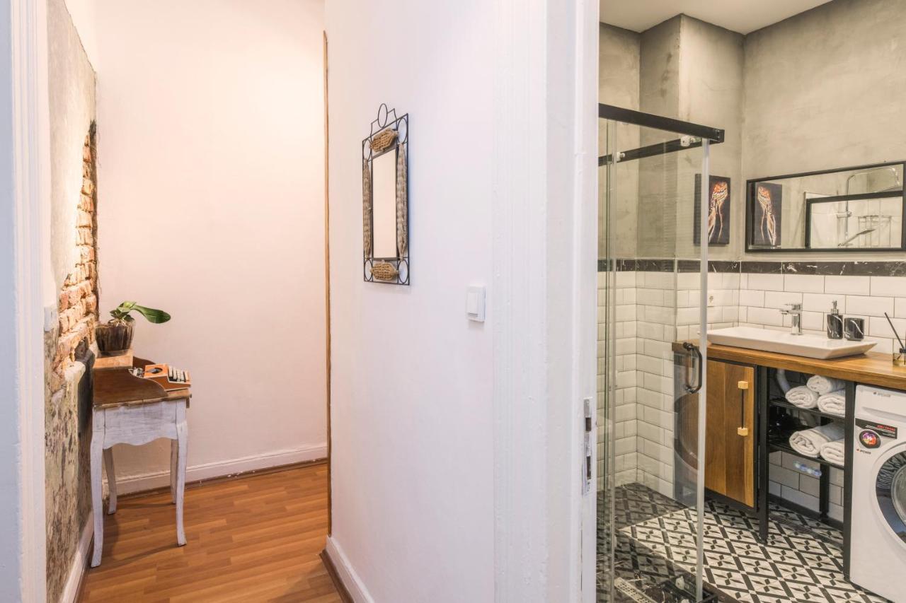By Galata- Historical And Modern Apartment Istanbul Exterior foto